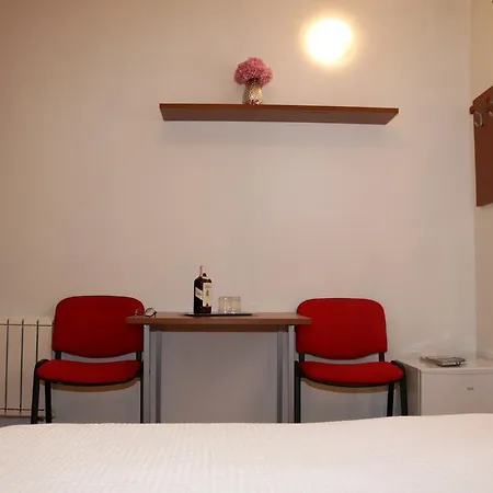 Гостевой дом Studio Apartman Mirjam 2*