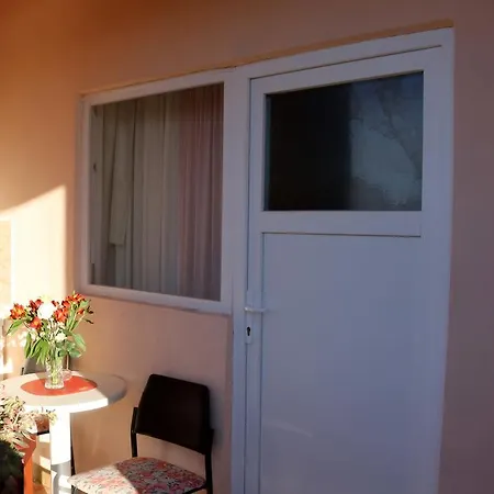 Studio Apartman Mirjam 2* Задар